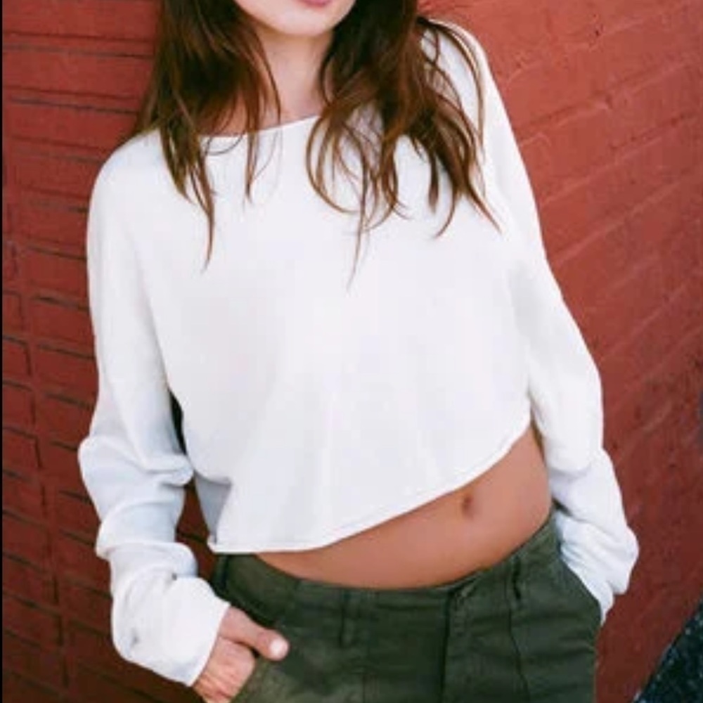 Raquel Allegra Cream Cropped Long-Sleeve Sweatshirt